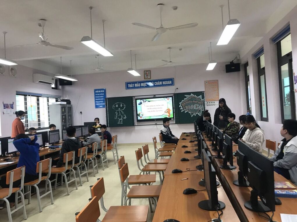 Học sinh khối 2,4,5 trường Tiểu học Nguyễn Bá Ngọc tham gia Đấu trường toán học vòng thi cấp trường