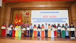Trường tiểu học Nguyễn Bá Ngọc nhận Bằng công nhận đạt chuẩn Quốc gia mức độ 1